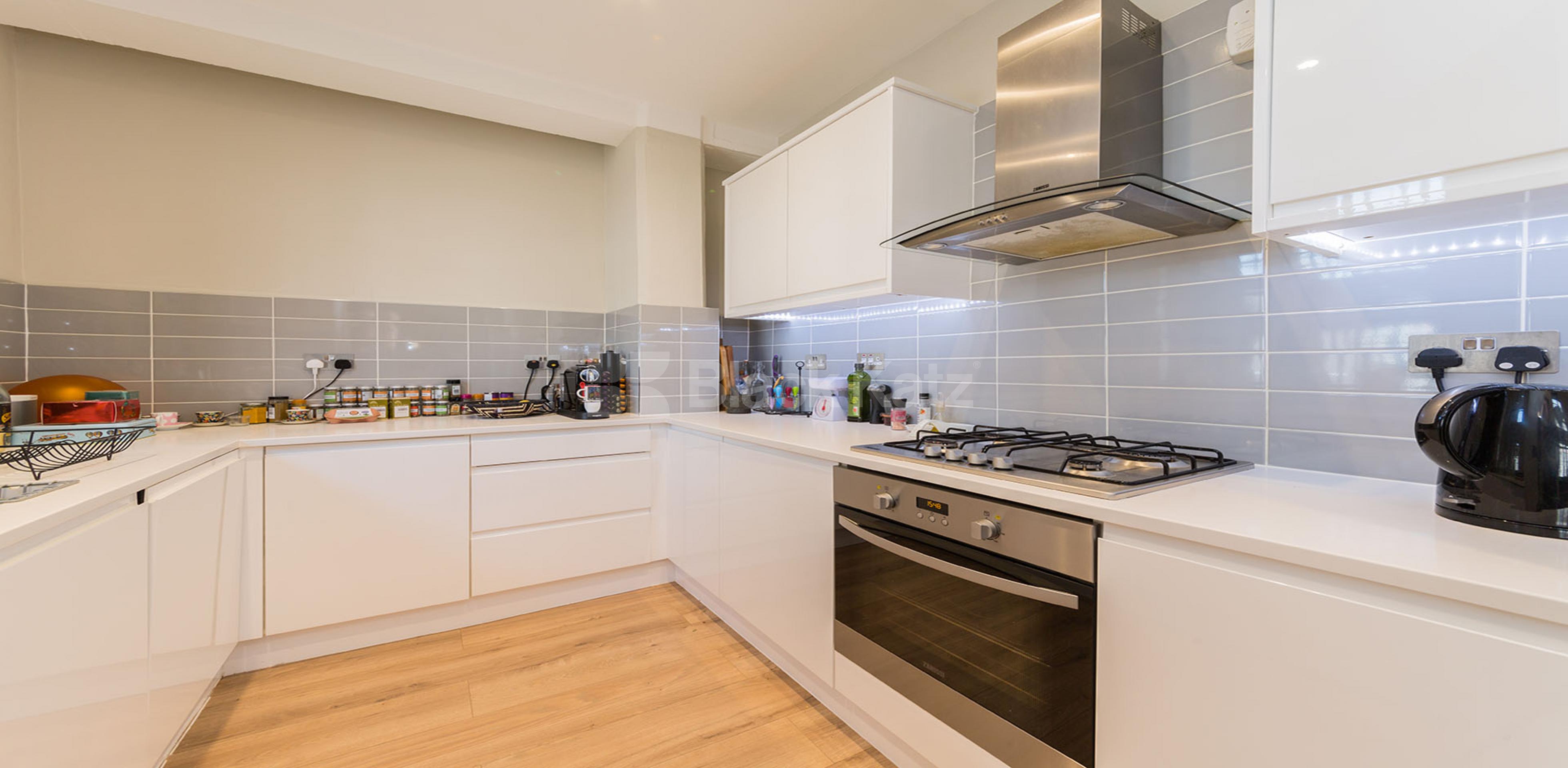 			NEW INSTRUCTION!, 2 Bedroom, 1 bath, 1 reception Apartment			 SPRINGFIELD HOUSE LOFTS-TYSSEN STREET, DALSTON E8 E8